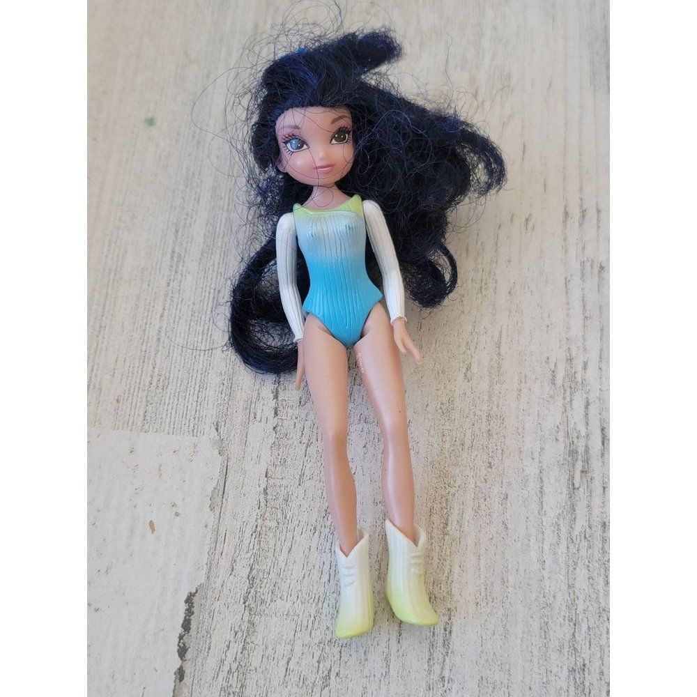 Jakks blue hair girl ballerina boot doll toy‎ figure